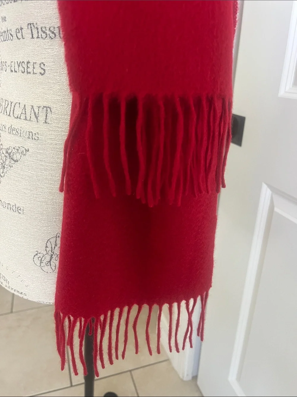 Luxurious Charter Club candy apple red 100% Cashmere scarf with fringe